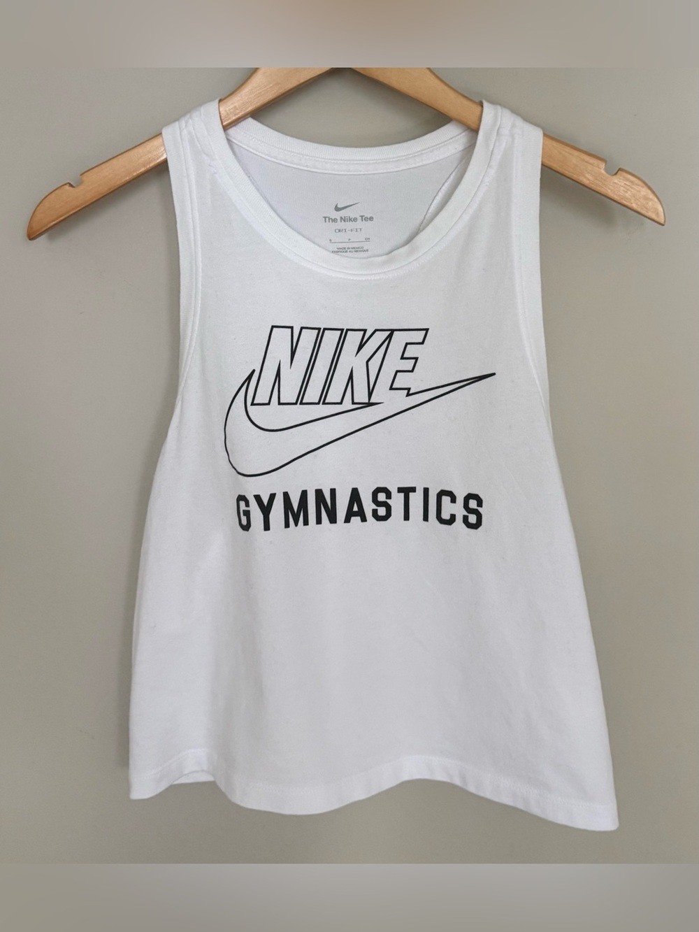 Nike Swoosh Women’s White & Black Cropped Gymnastics Tank Set - Size Small - Picture 2 of 7